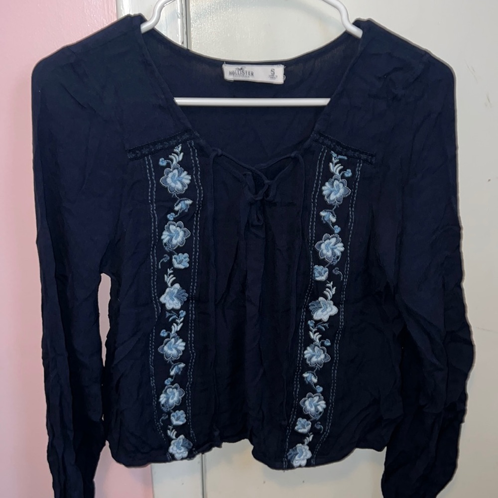Long sleeve hollister shirt